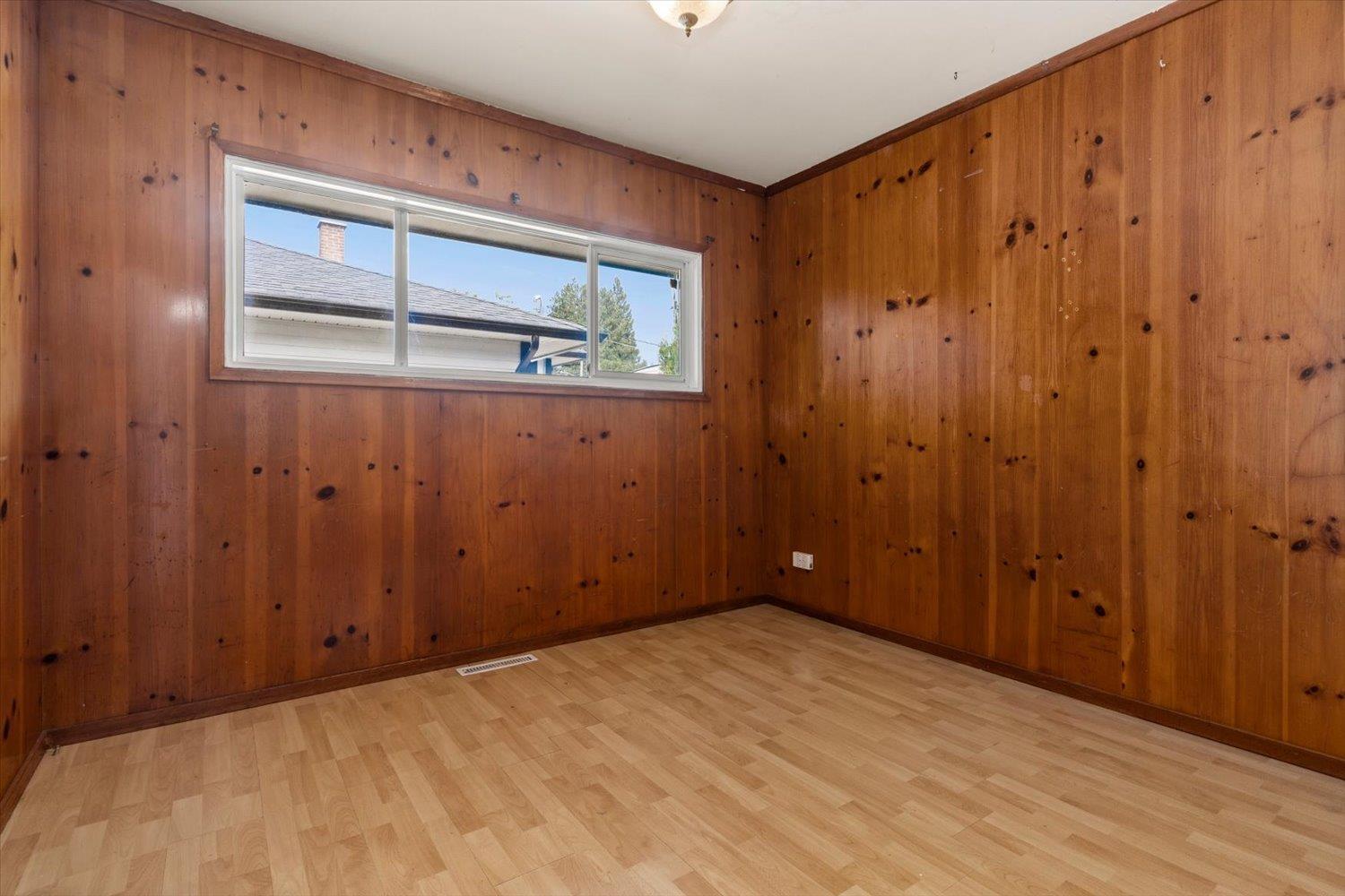 3 Bed, 1 Bath House for Sale in Chilliwack – 9647 WINDSOR STREET, Chilliwack Proper East – MLS# R3160429 - Image 13