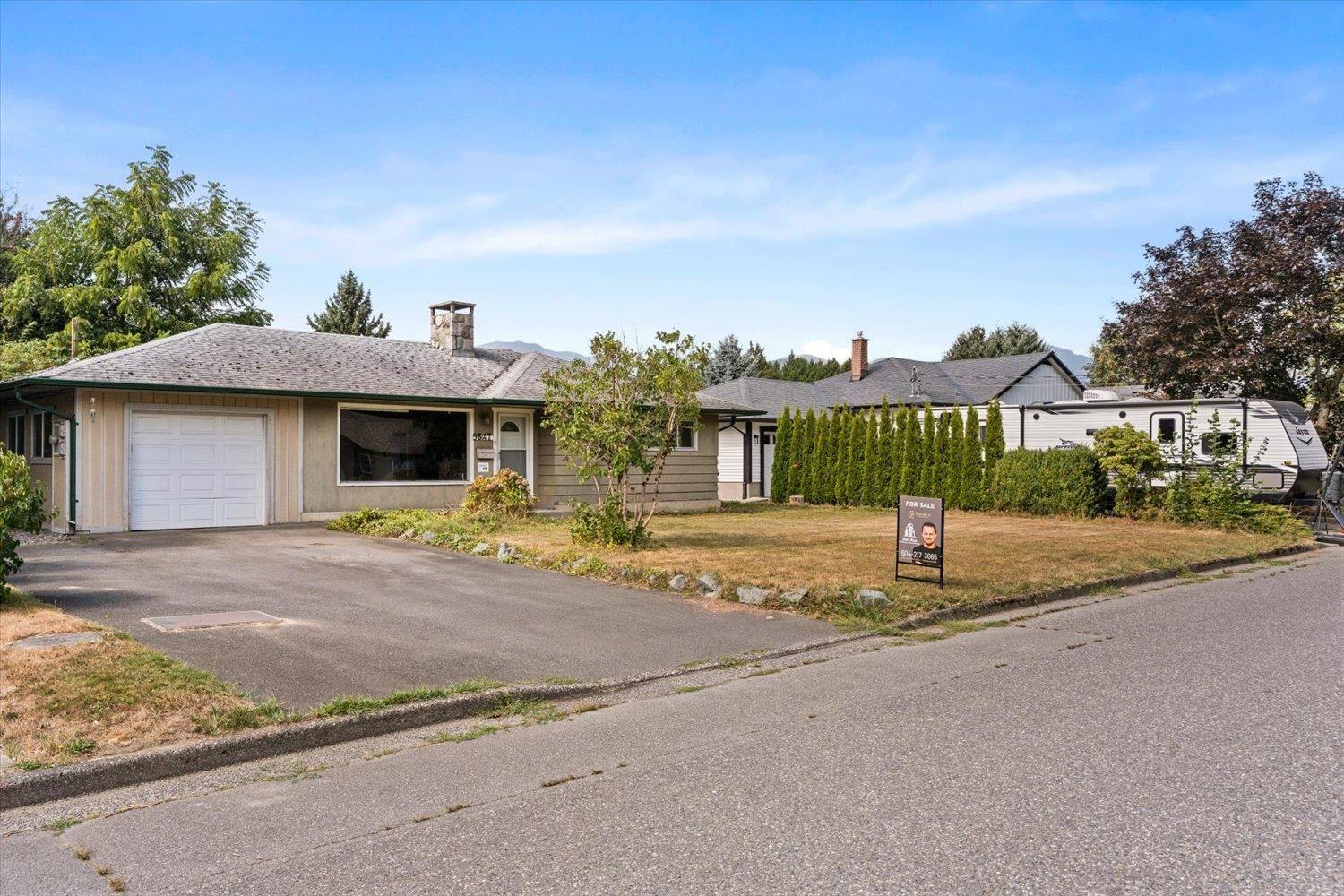 3 Bed, 1 Bath House for Sale in Chilliwack – 9647 WINDSOR STREET, Chilliwack Proper East – MLS# R3160429 - Image 2