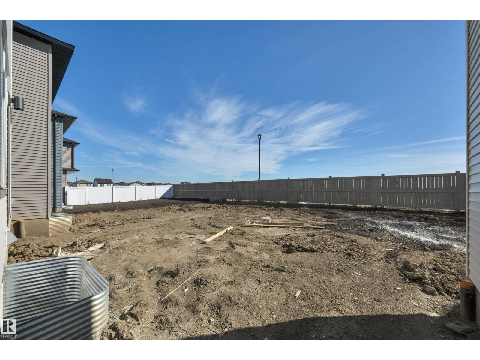 18011 73 ST NW - Image 39