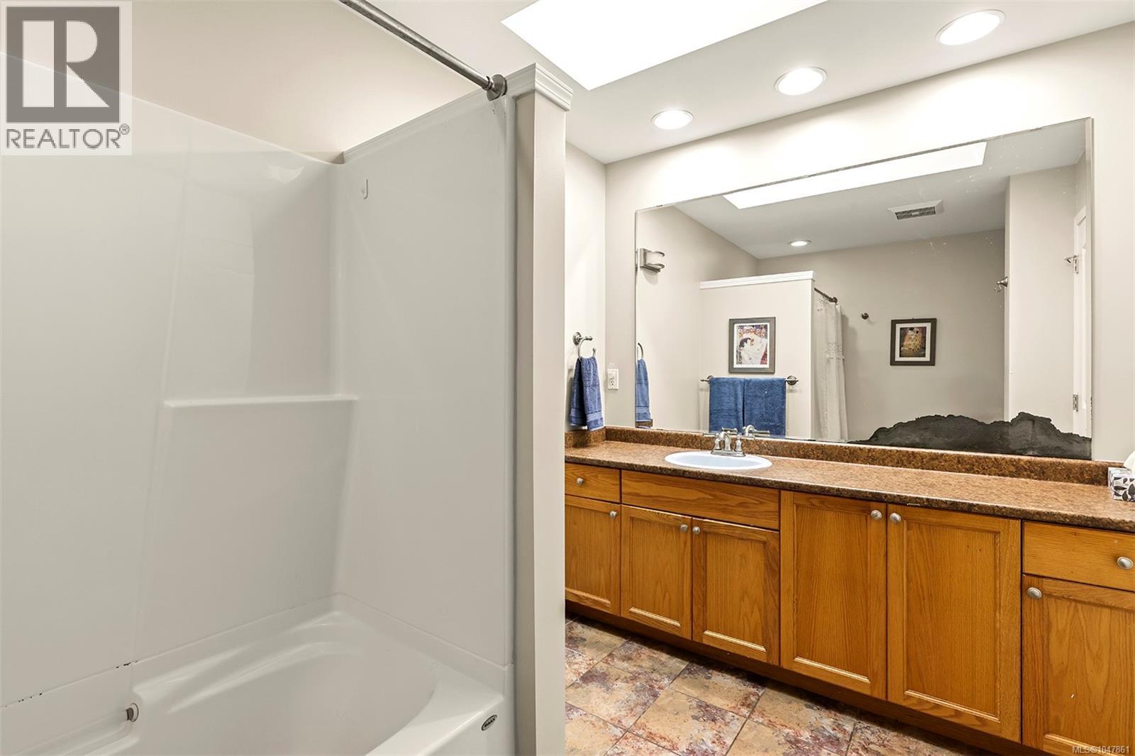 2797 Keswick Ave - Image 25