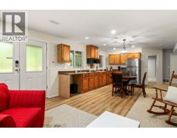 2797 Keswick Ave, Cumberland, BC V0R1S0 Photo 36