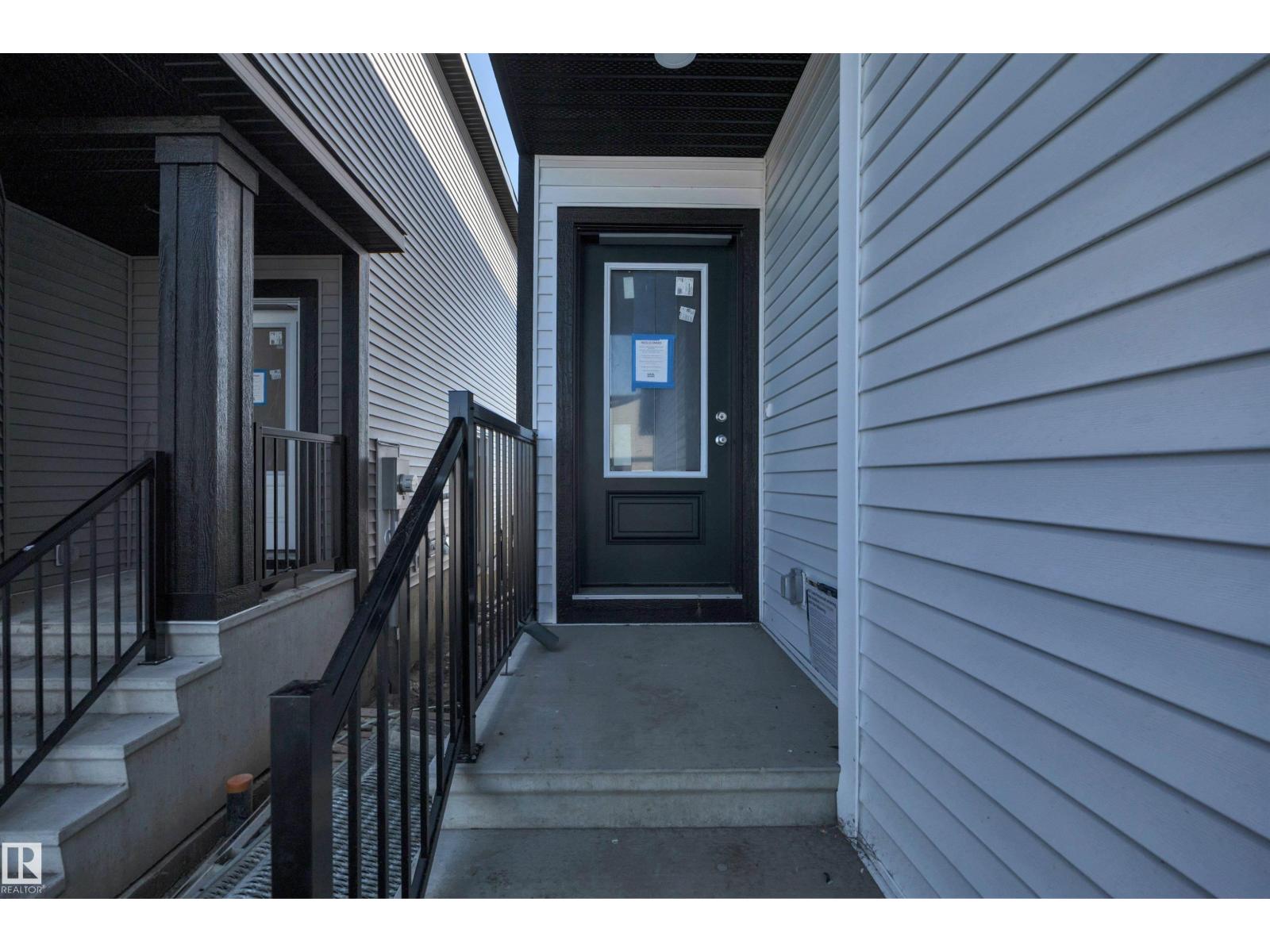 18011 73 ST NW, Edmonton, Alberta, T5Z0W7, Edmonton, Alberta — photo 4 of 5