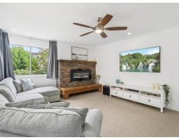 201 1379 Merklin Street, White Rock, BC V4B4C2 Photo 8