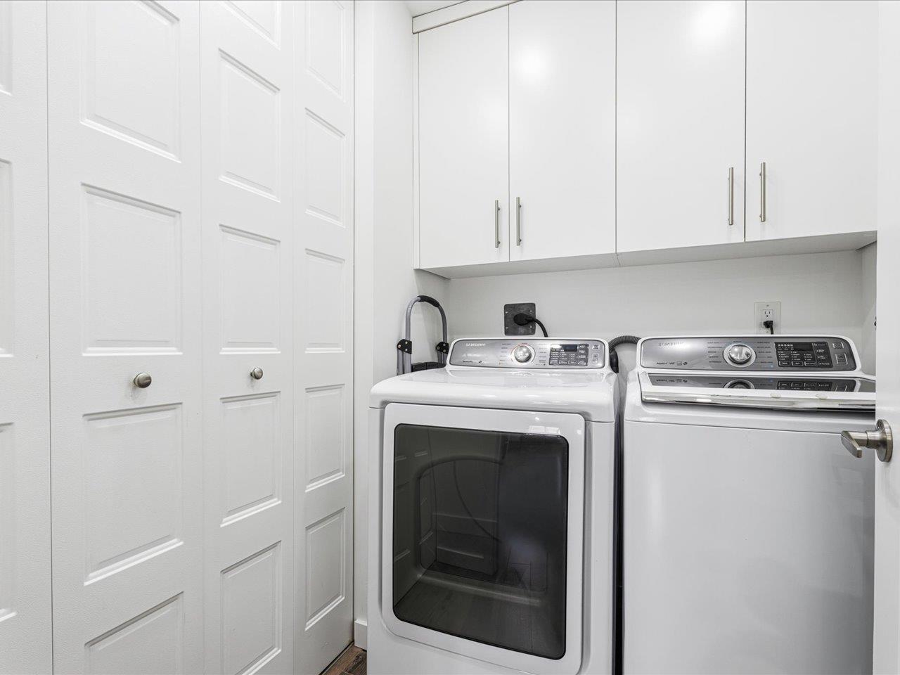 201 1379 MERKLIN STREET, White Rock