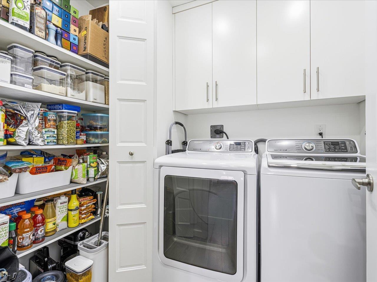 201 1379 MERKLIN STREET, White Rock