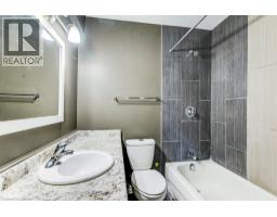 317 Erb Street W Unit# 3, Waterloo, ON N2L1W4 Photo 9