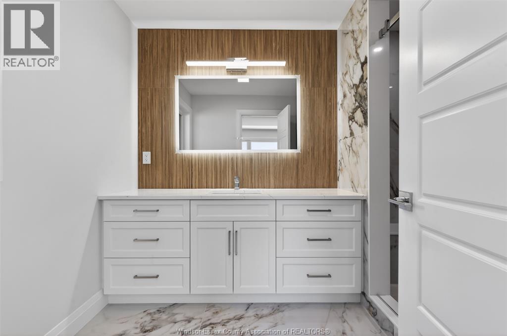 118 Bear STREET - 23