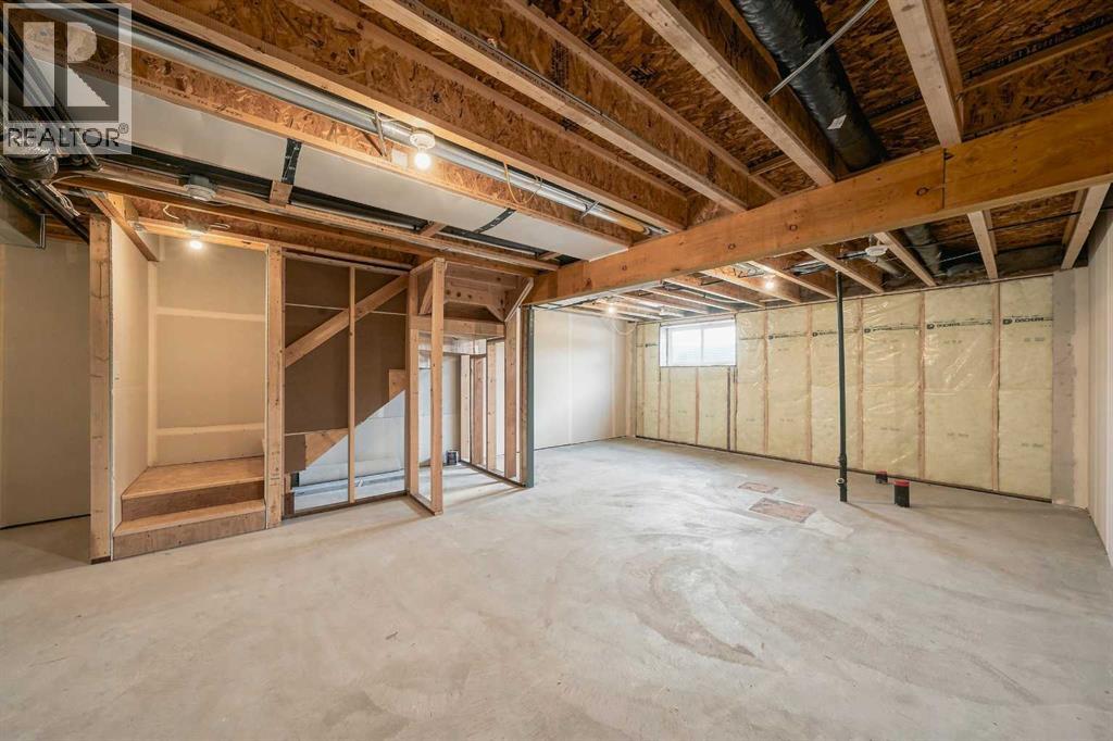 Listing photo – 73 Willow Road, Blackfalds