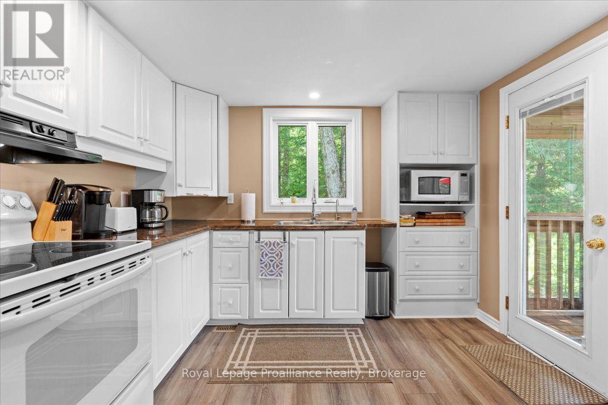 17 HALCOMB LANE - Image 17