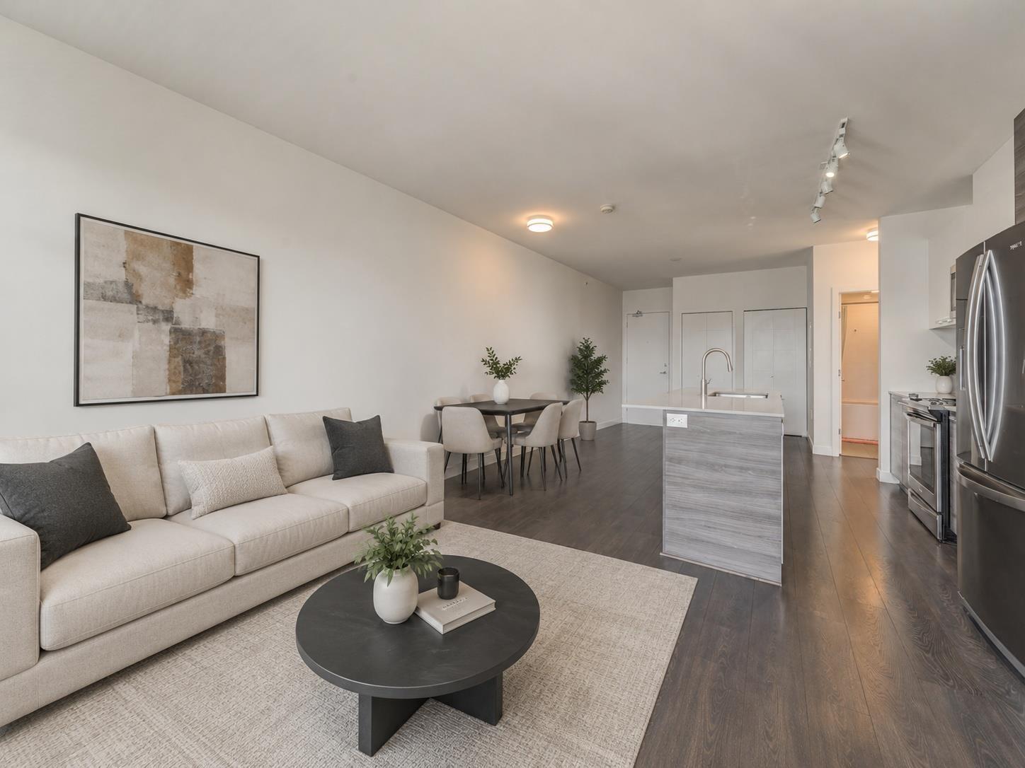 #610 10603 140 Street, Surrey, British Columbia, V3T0M8, Surrey, British Columbia — photo 4 of 5