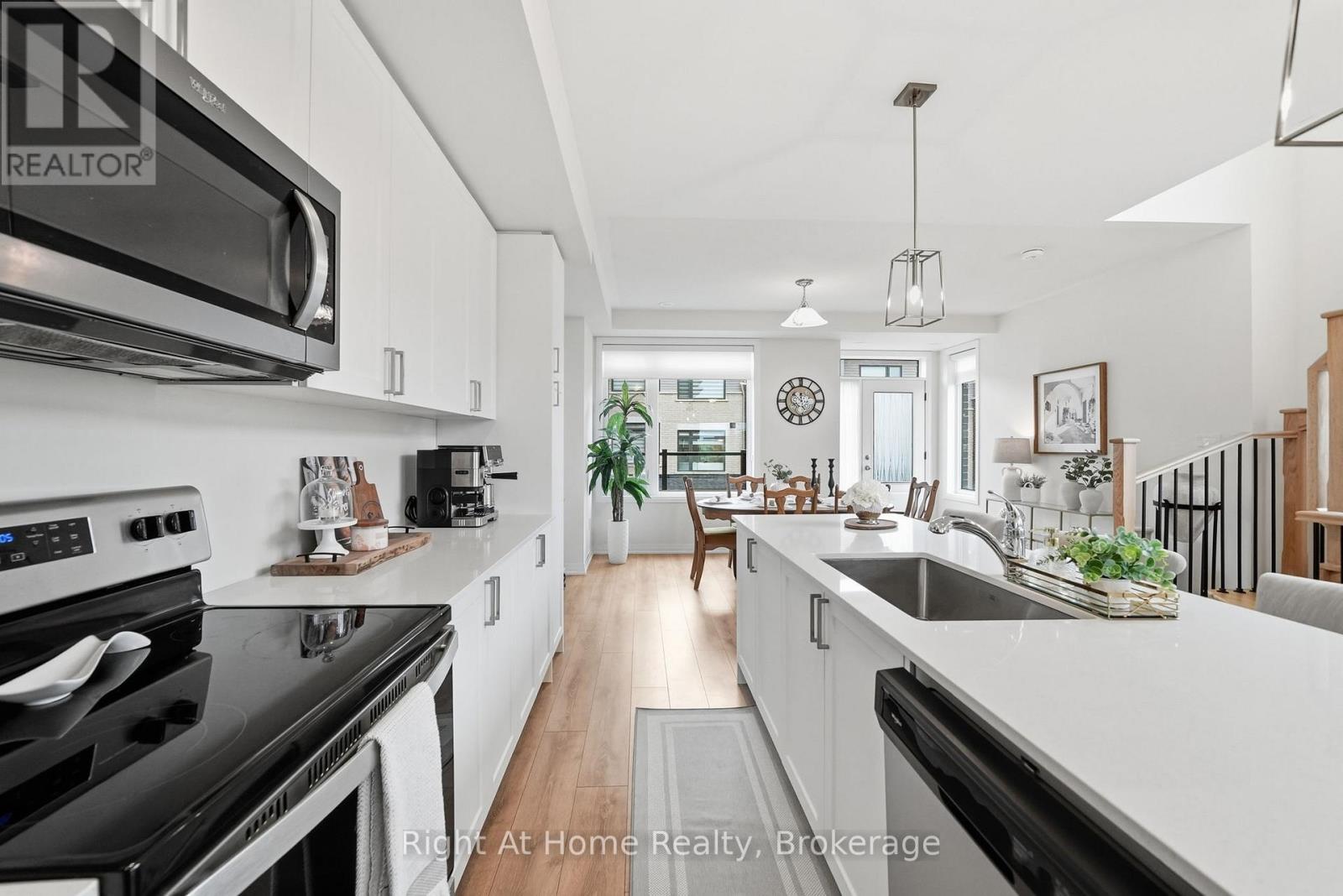 52 EMMAS WAY - Image 10
