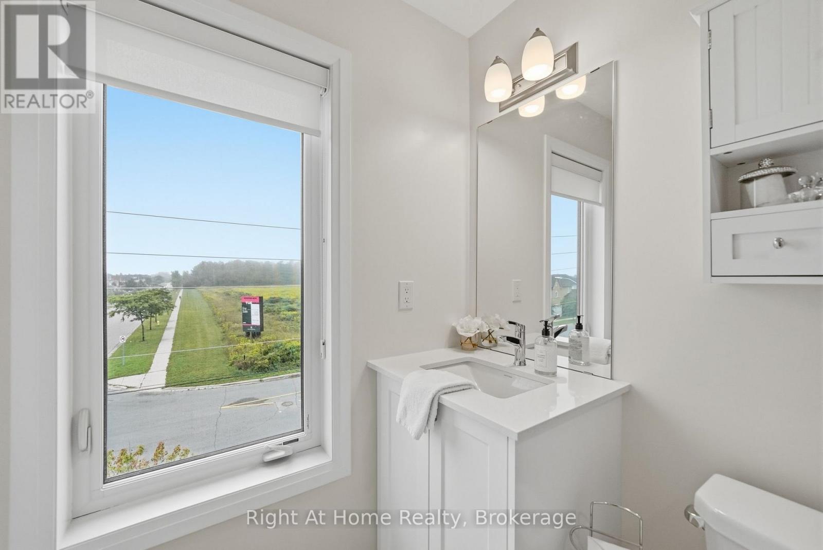 52 EMMAS WAY - Image 27