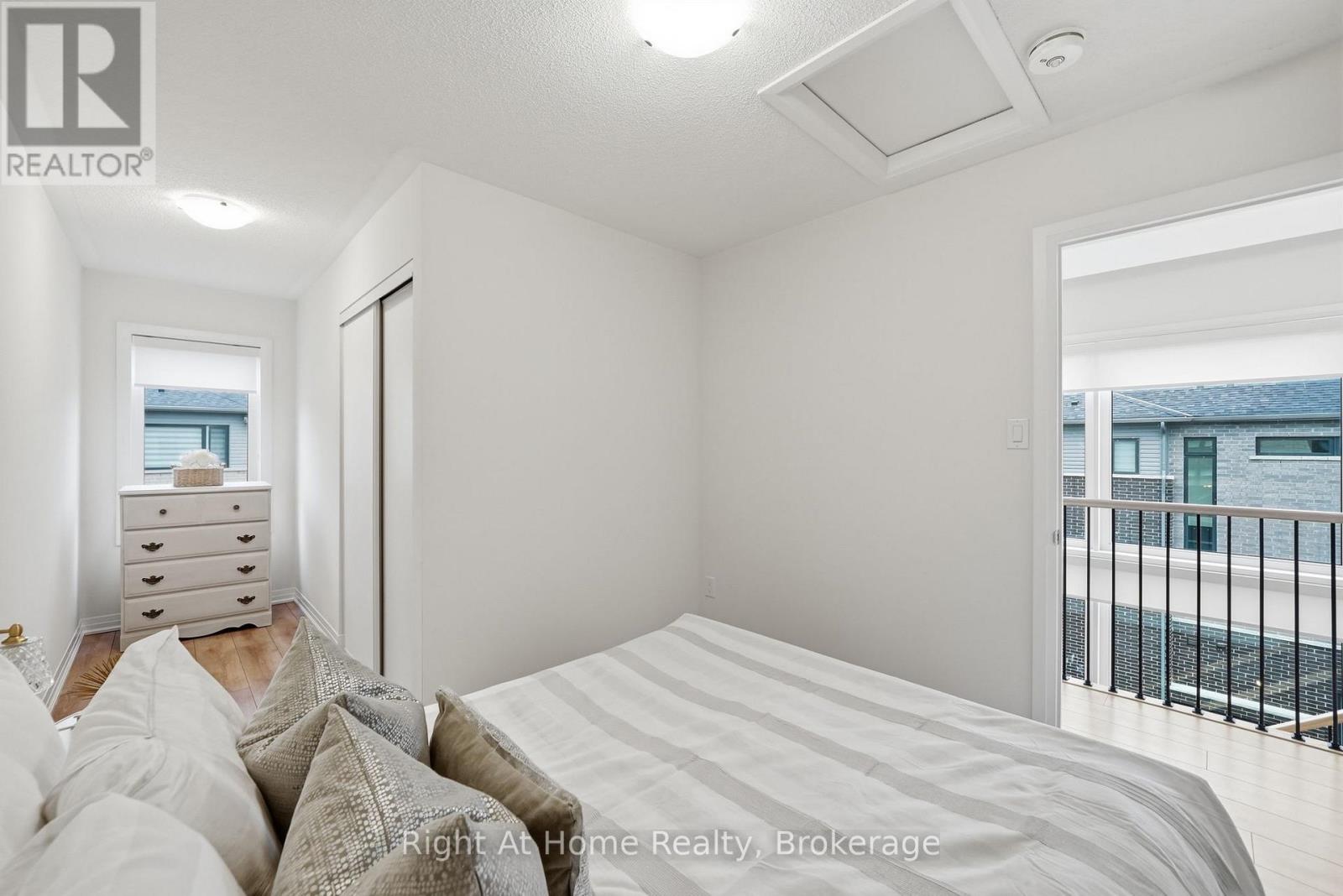 52 EMMAS WAY - Image 29