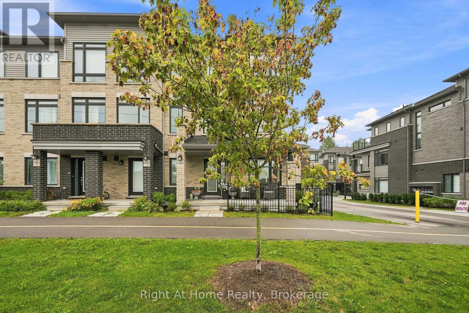 52 EMMAS WAY - Image 37