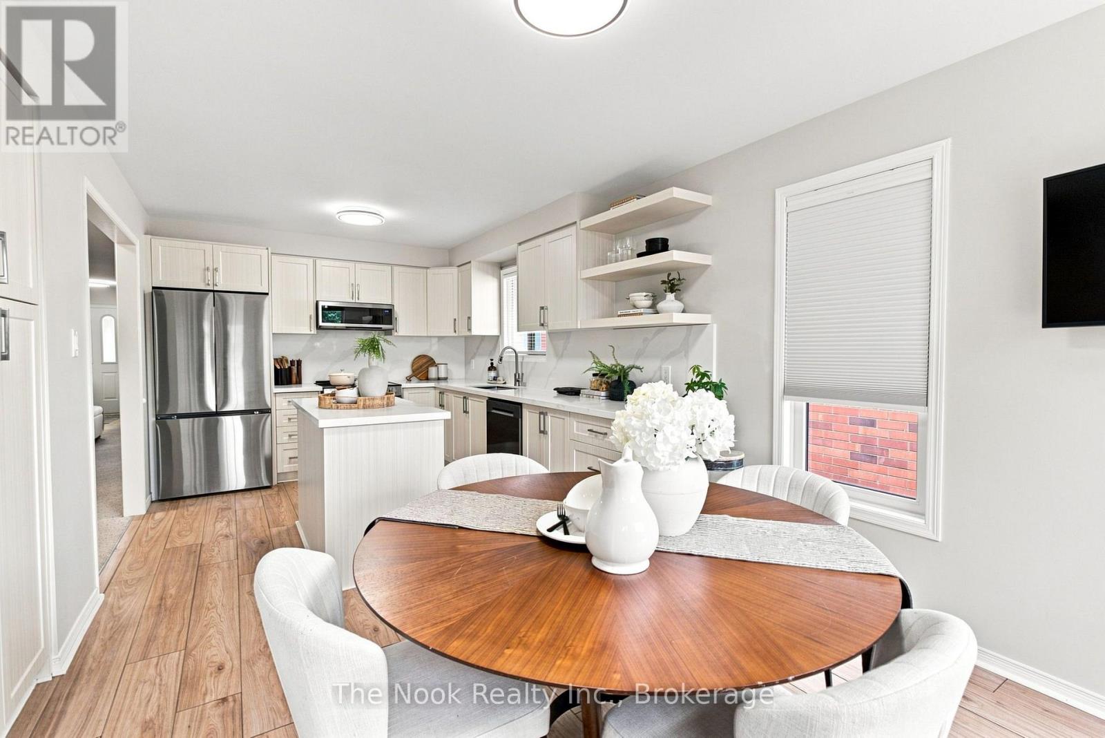 638 LONGWORTH AVENUE - 11
