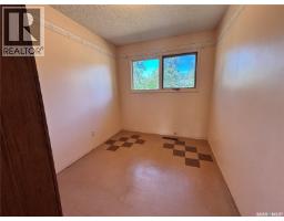 Bedroom - 102 6th Avenue W, Eatonia, SK S0L0Y0 Photo 10