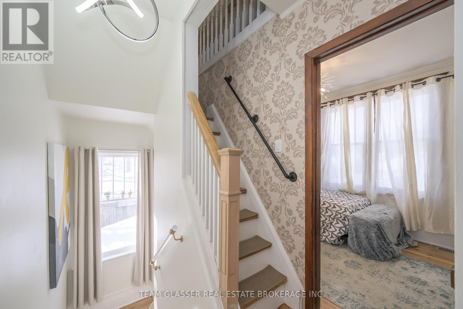 63 EUCLID AVENUE - Image 30