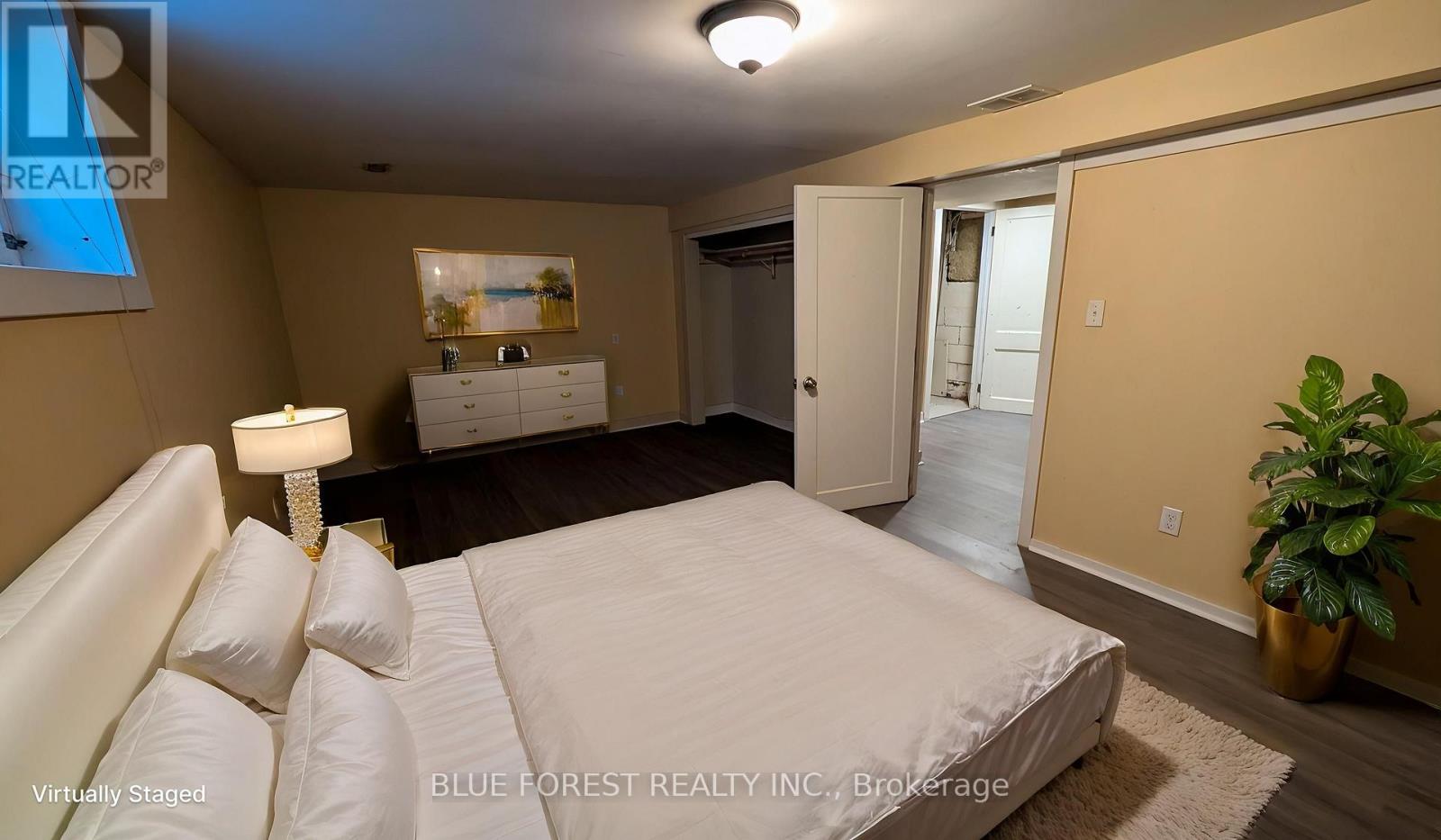 867 QUEENS AVENUE - Image 14