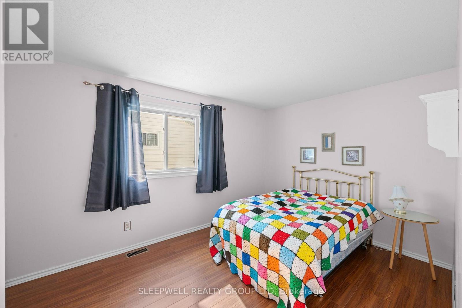 31 TAMBLYN CRESCENT - 24