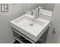 1409 - 39 Roehampton Avenue, Toronto, ON M4P1P9 Photo 34