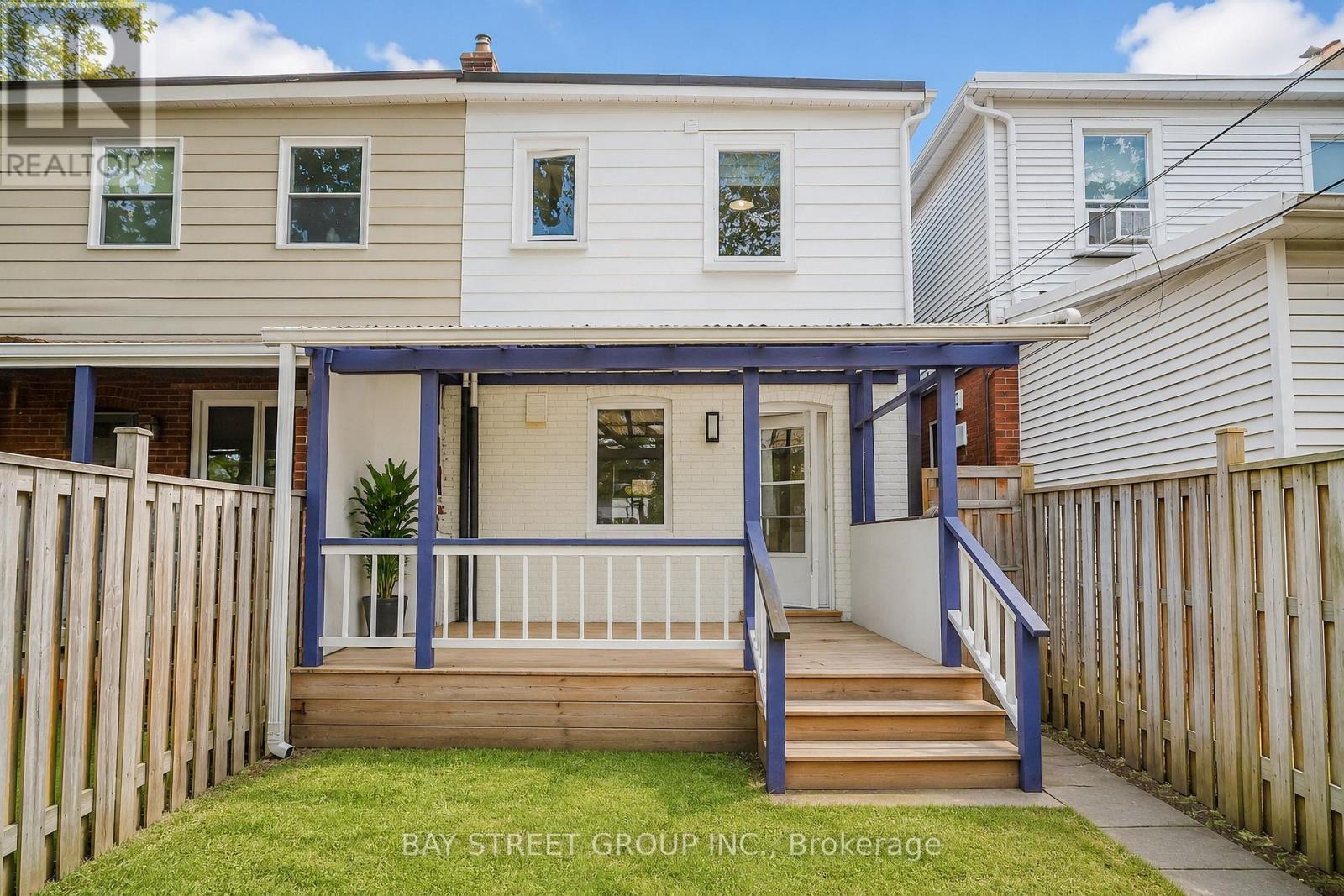 54 THYRA AVENUE - 26