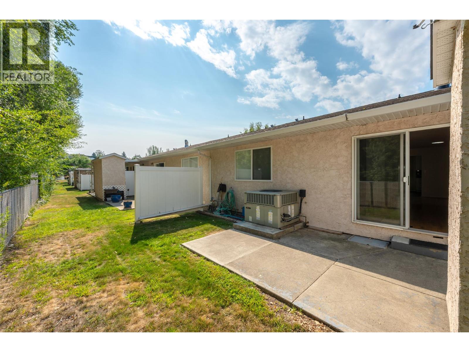 #18 115 REDWING Place - 20