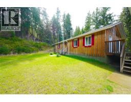 Foyer - 245 Alexander Road Road, Procter, BC V1L0B5 Photo 9