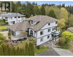 1481 Shaughnessy Place, Gibsons, BC V0N1V5 Photo 10