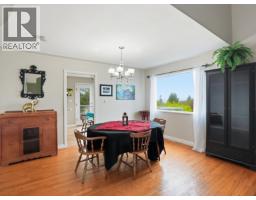 1481 Shaughnessy Place, Gibsons, BC V0N1V5 Photo 12