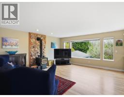 1481 Shaughnessy Place, Gibsons, BC V0N1V5 Photo 13