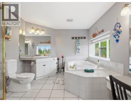 1481 Shaughnessy Place, Gibsons, BC V0N1V5 Photo 22