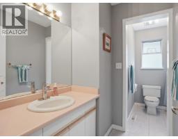 1481 Shaughnessy Place, Gibsons, BC V0N1V5 Photo 25