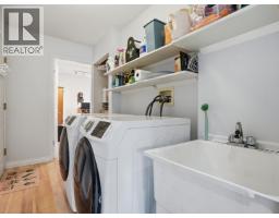 1481 Shaughnessy Place, Gibsons, BC V0N1V5 Photo 27