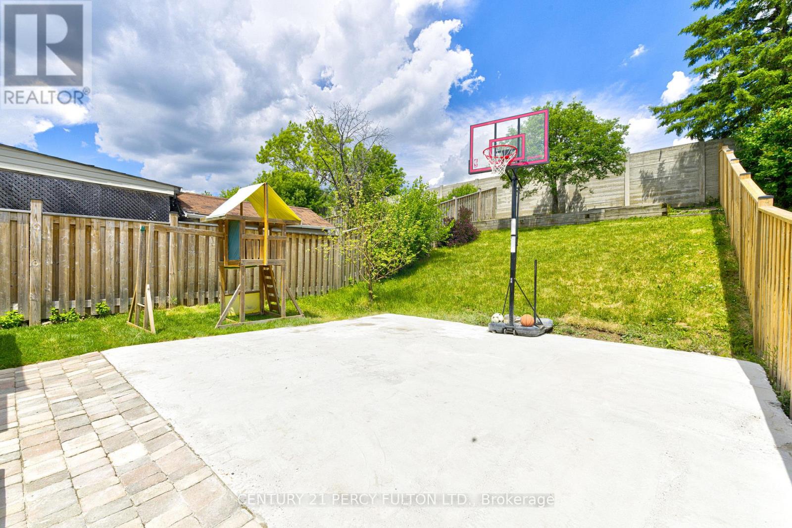 109 WOODCROFT LANE - Image 48
