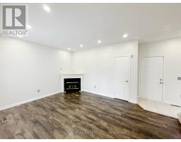 Bathroom - 116 Emery Hill Boulevard, Markham, ON L6C2S6 Photo 13