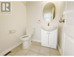 Bathroom - 116 Emery Hill Boulevard, Markham, ON L6C2S6 Photo 15