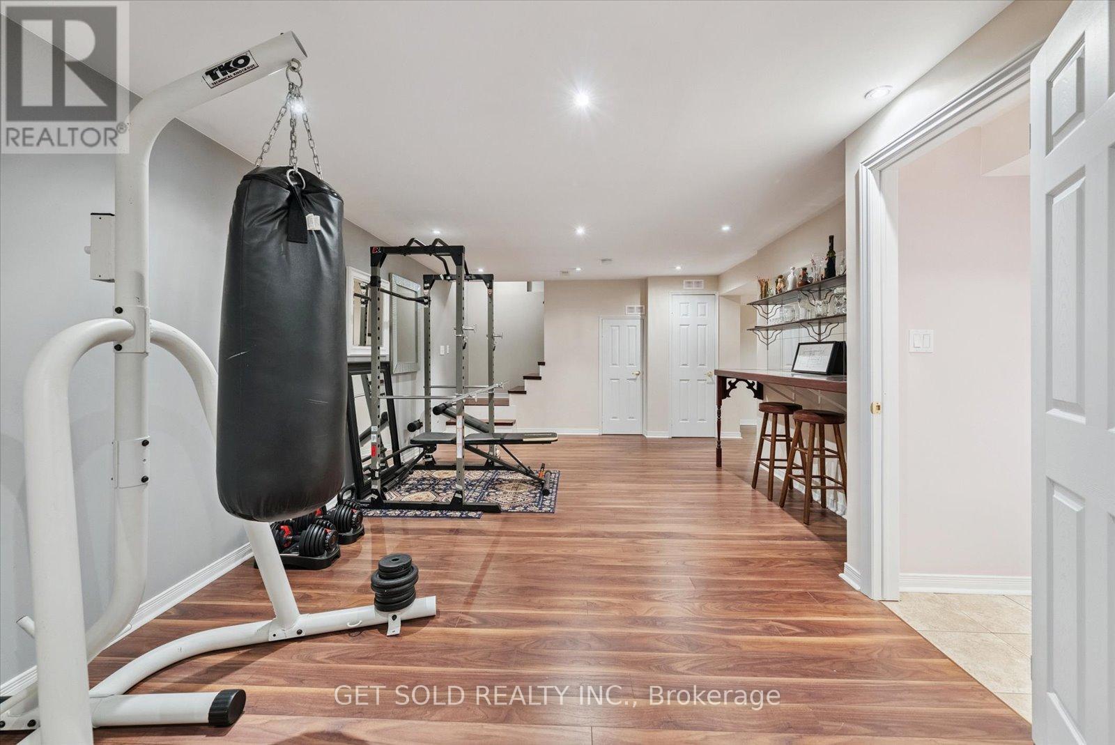 77 SIMCOE ROAD - Image 25