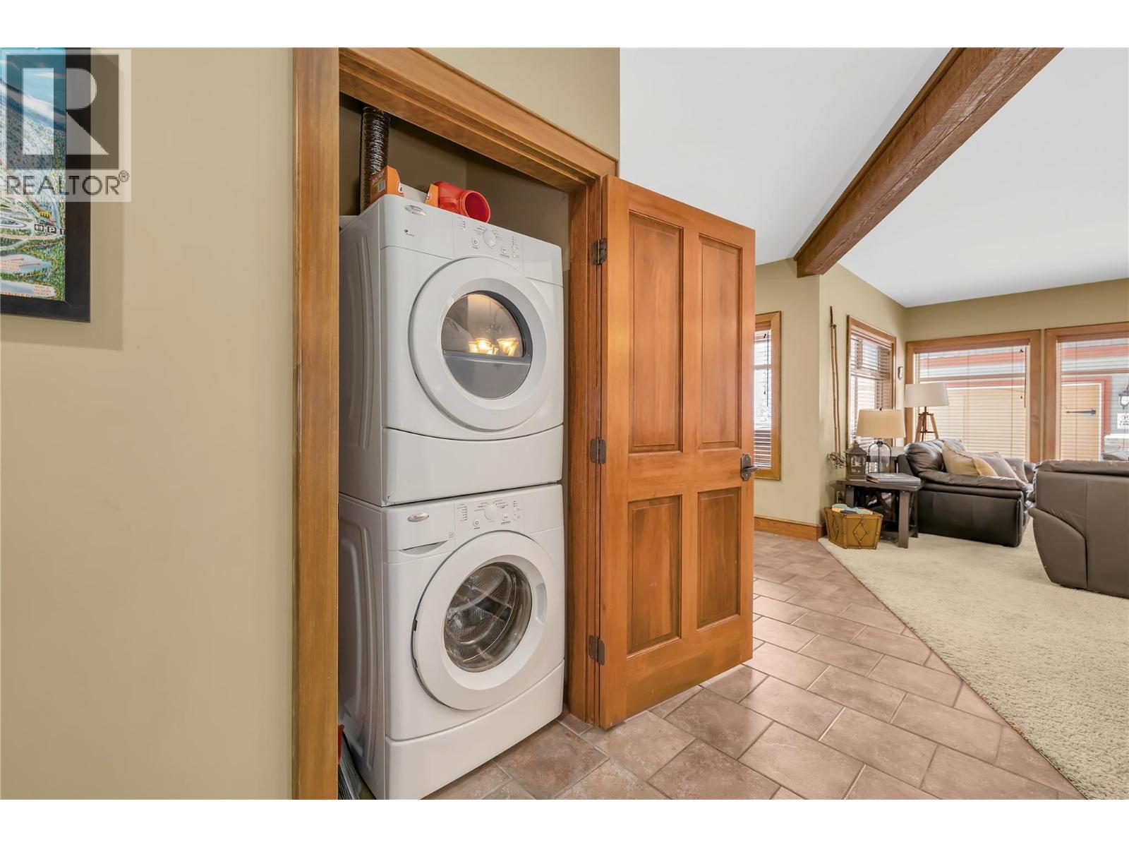 5075 Snowbird Way Unit# 6B, Big White