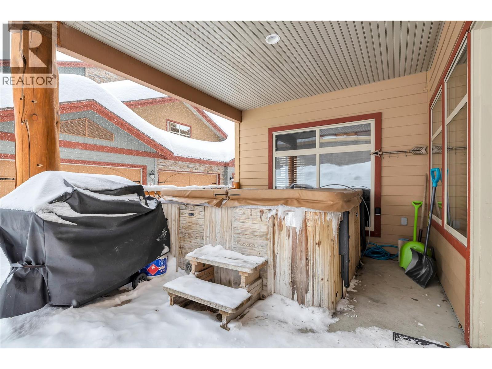 5075 Snowbird Way Unit# 6B, Big White