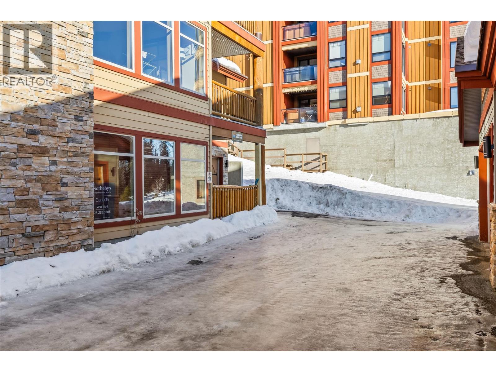 5075 Snowbird Way Unit# 6B, Big White
