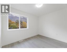 396 11th Avenue, Keremeos, BC V0X1N3 Photo 30
