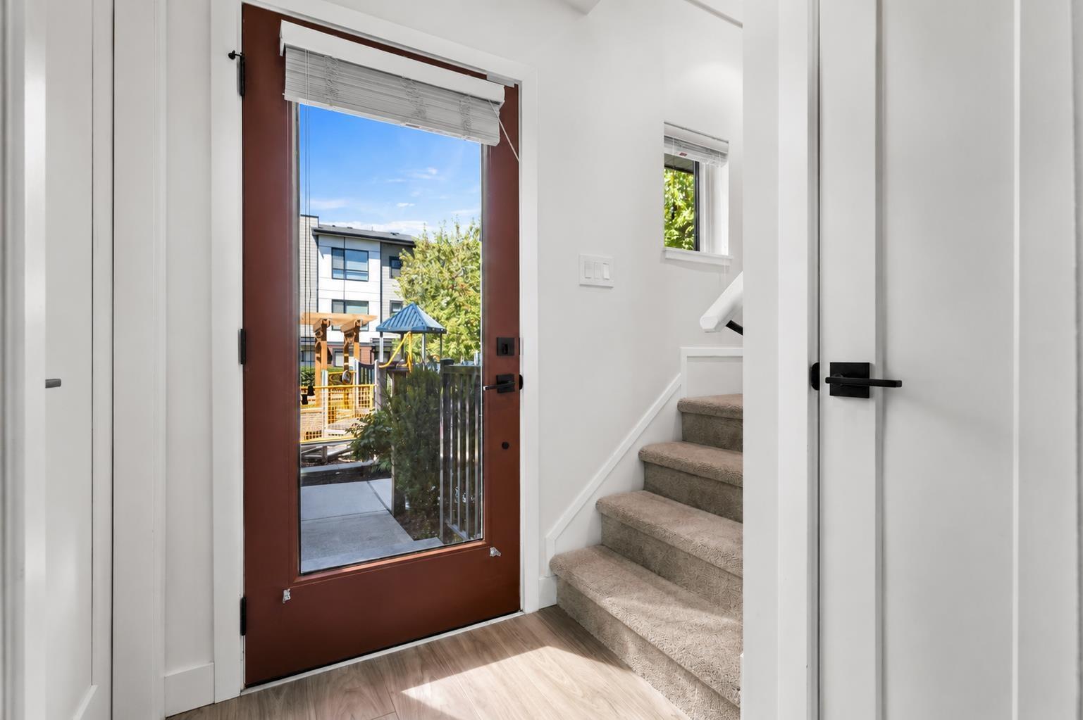 96 20150 81 AVENUE, Langley — photo 4