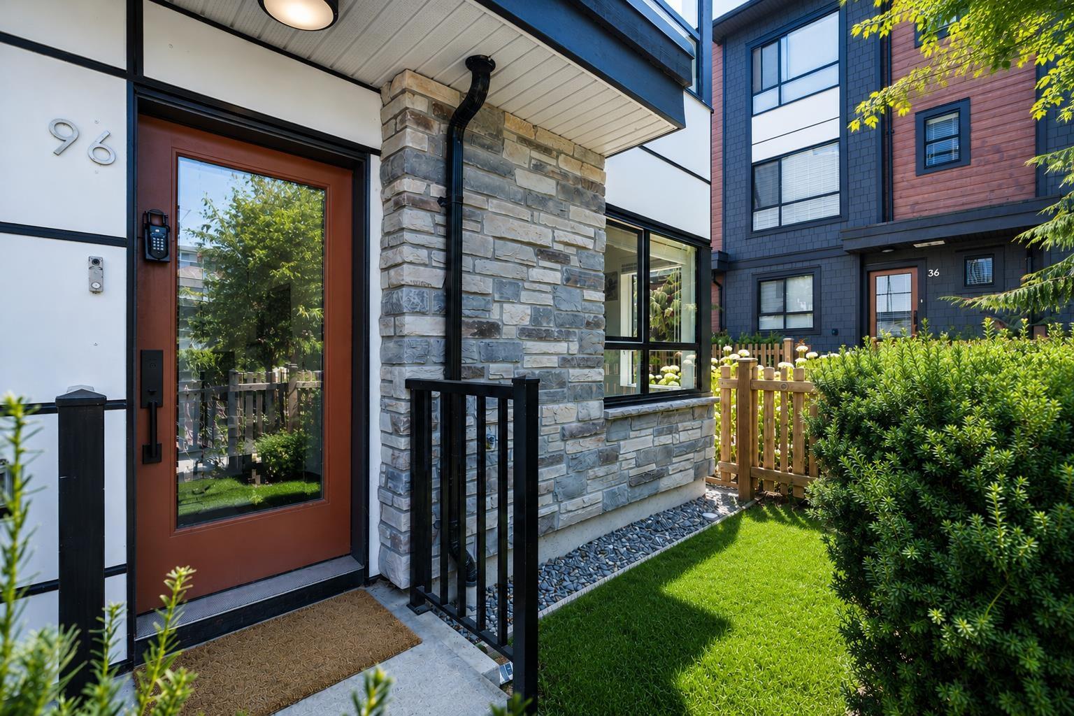 96 20150 81 AVENUE, Langley — photo 3