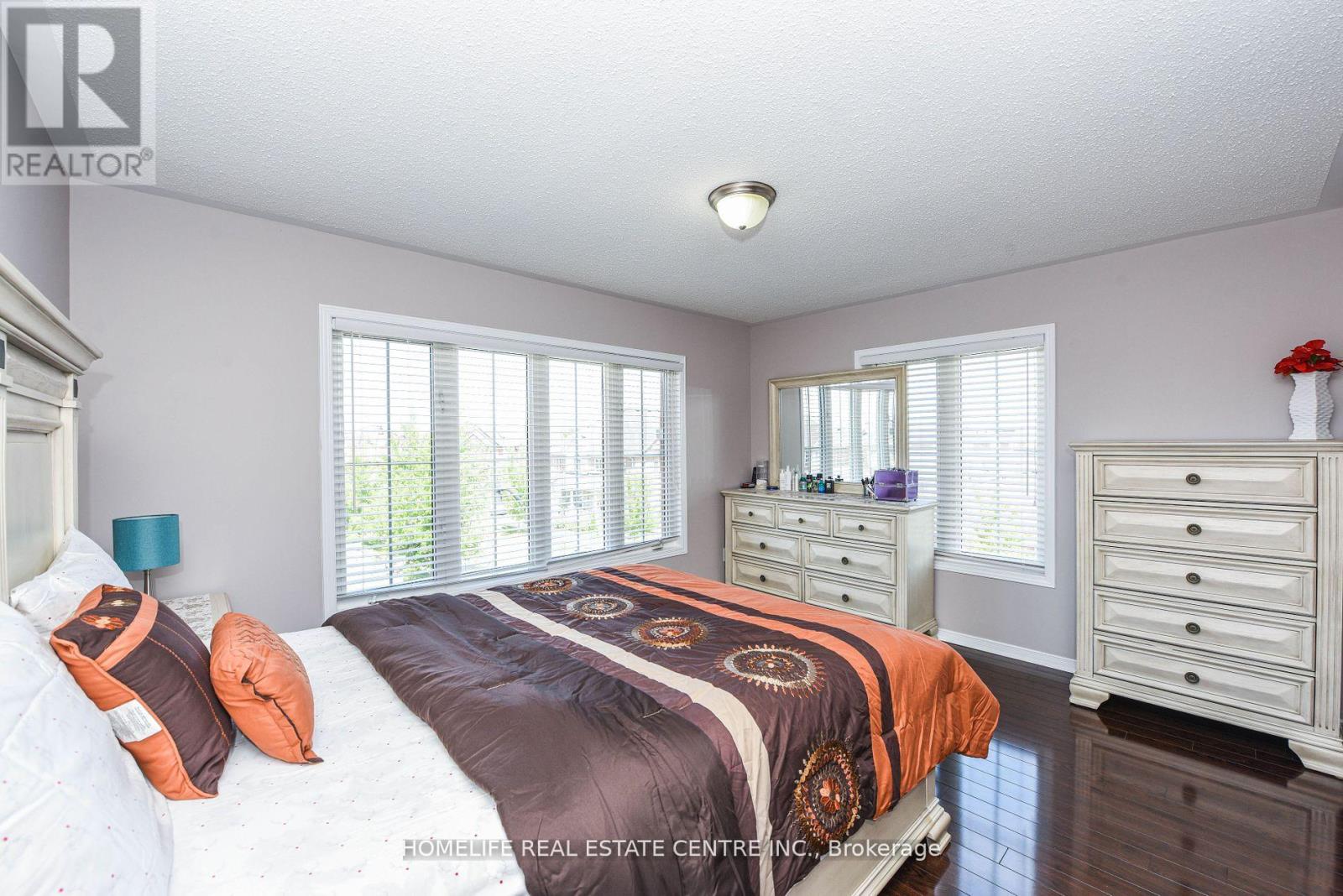 234 INSPIRE BOULEVARD - 22