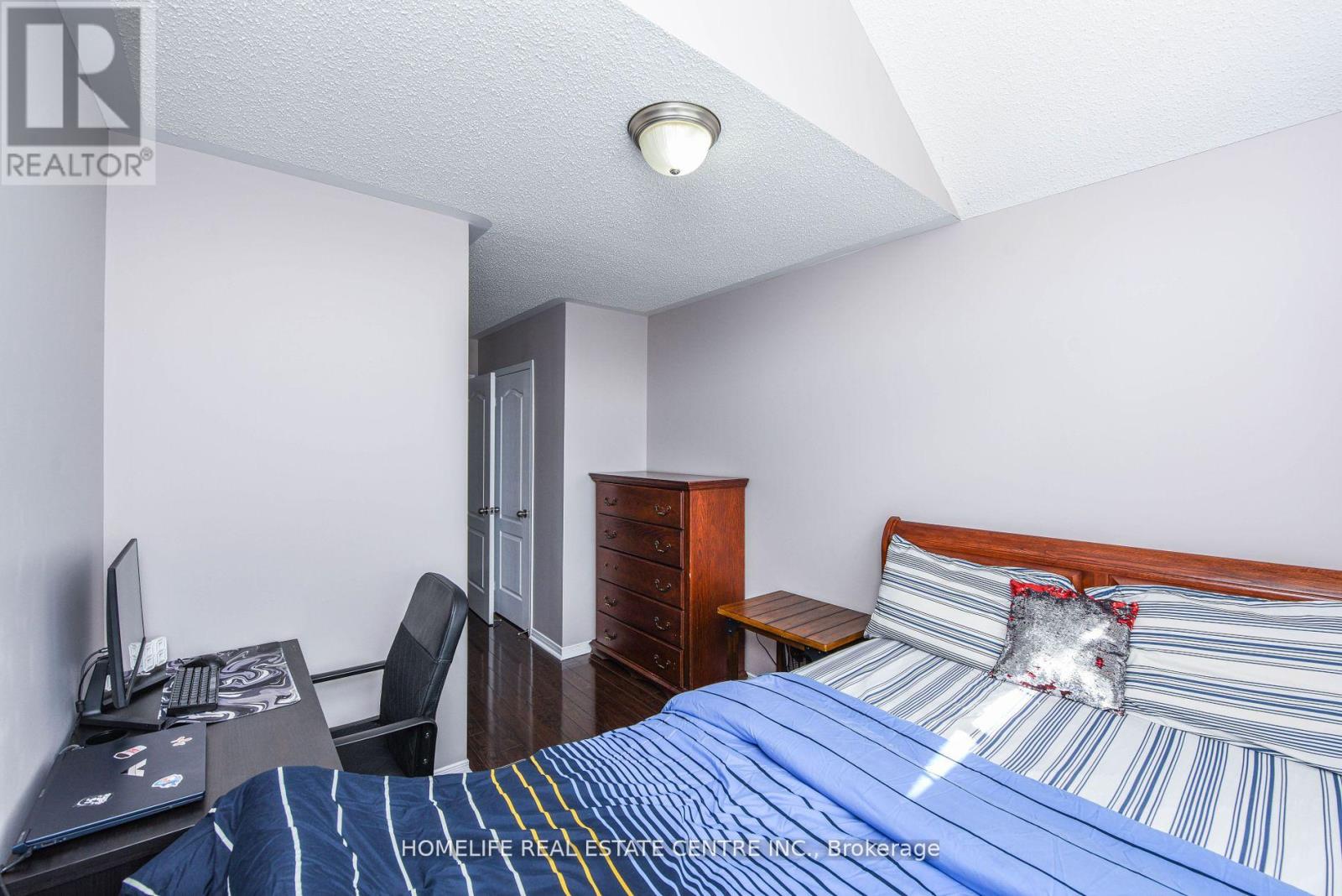 234 INSPIRE BOULEVARD - 27