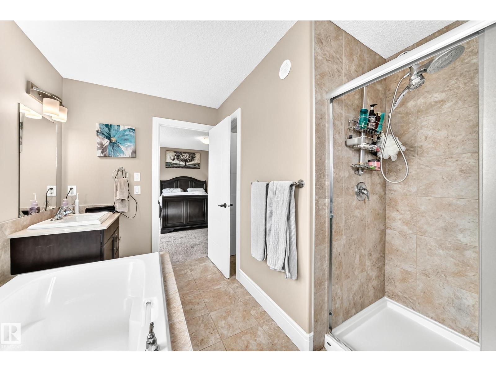 1239 24 AV NW - Image 33