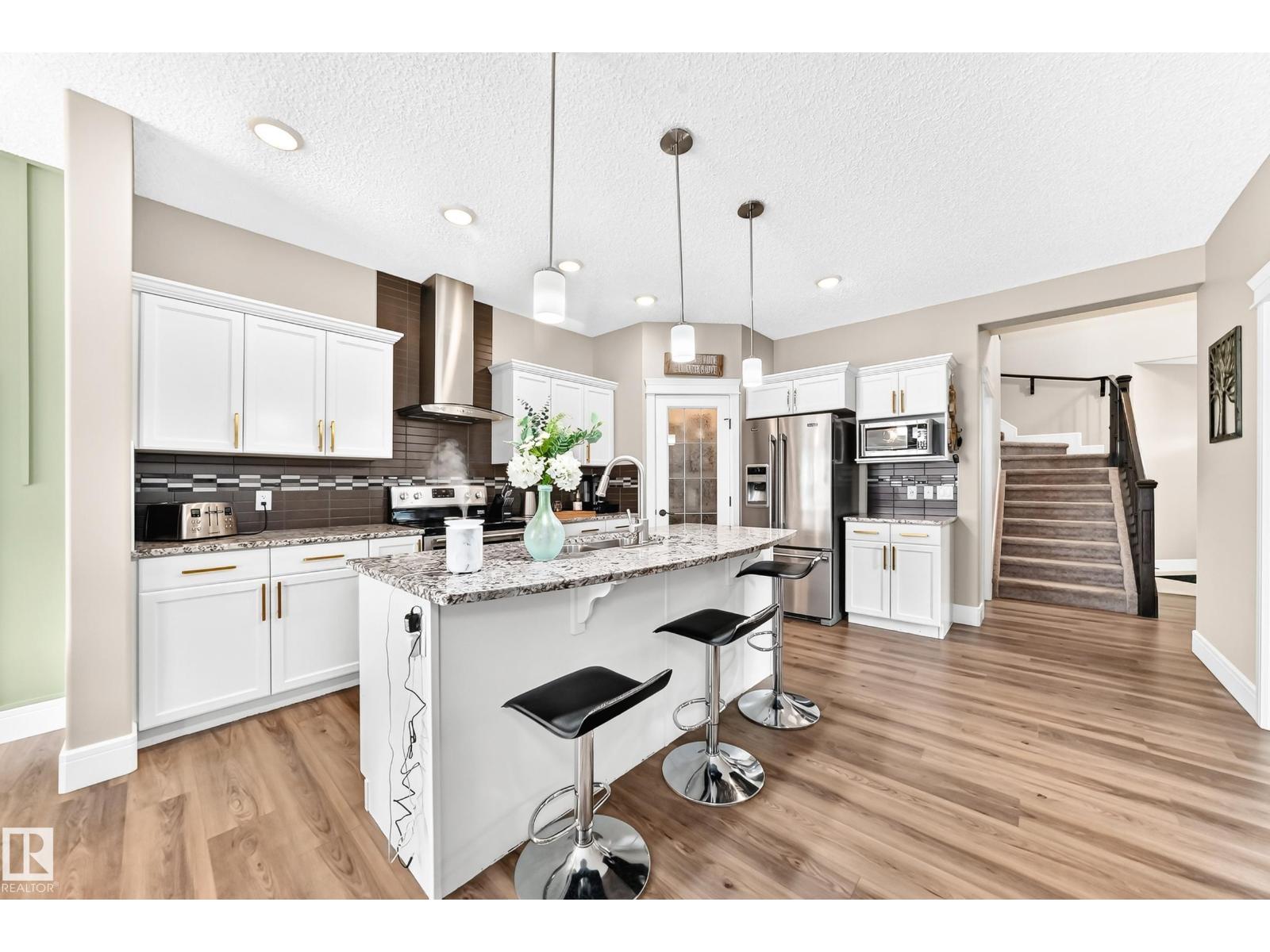 1239 24 AV NW - 5