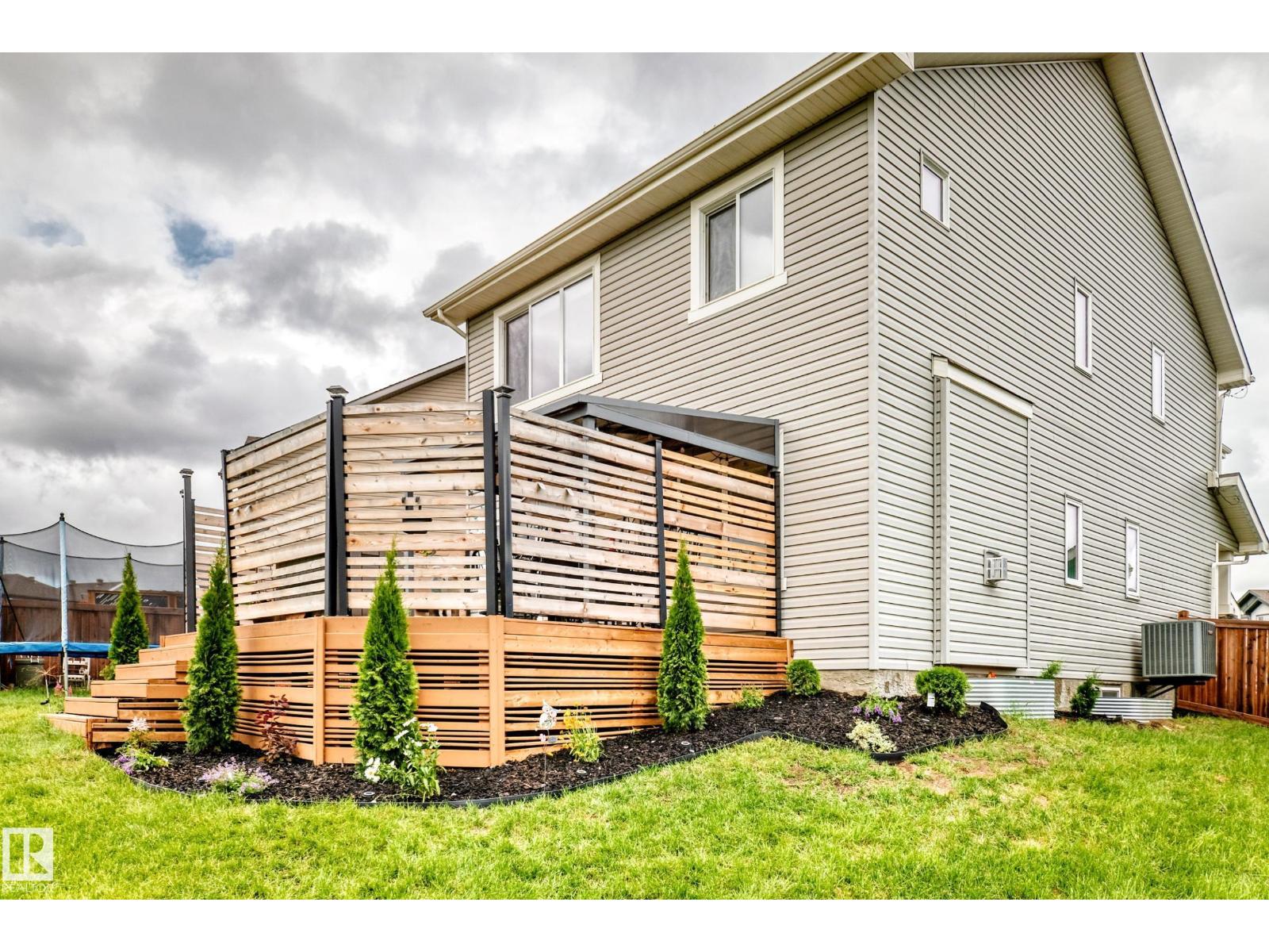 1239 24 AV NW - 52