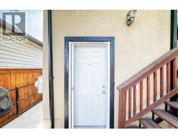 7616 23 Street Se, Calgary, AB T2C0Y1 Photo 12