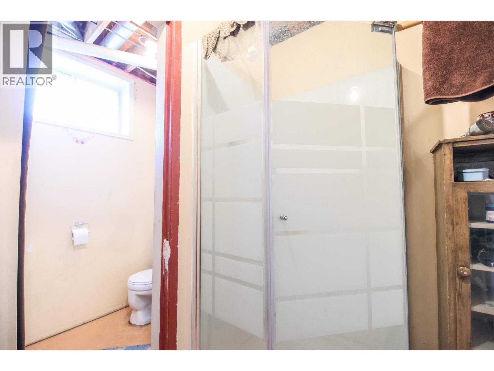 698 Green Lake Road - 34